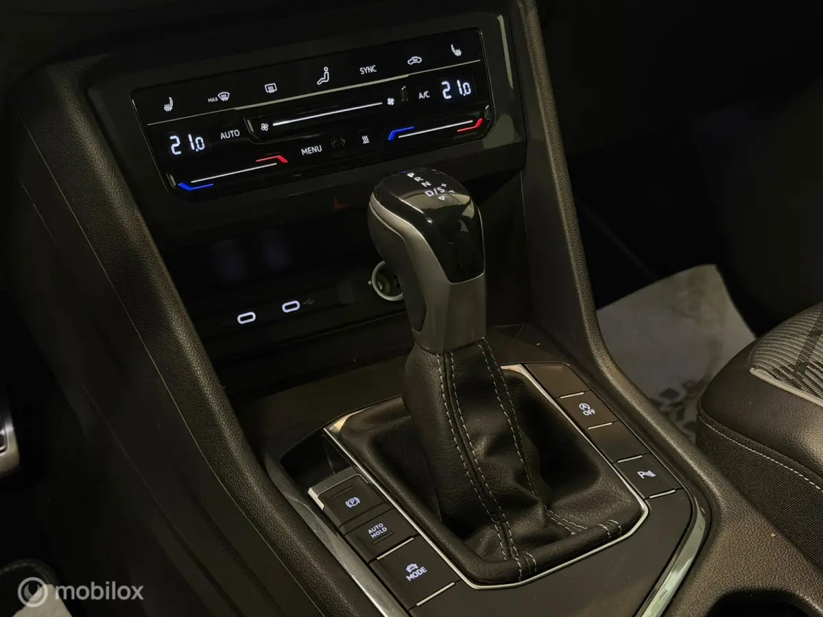 1.5 TSI 3x R-Line Panorama/Black Style/IQ Light