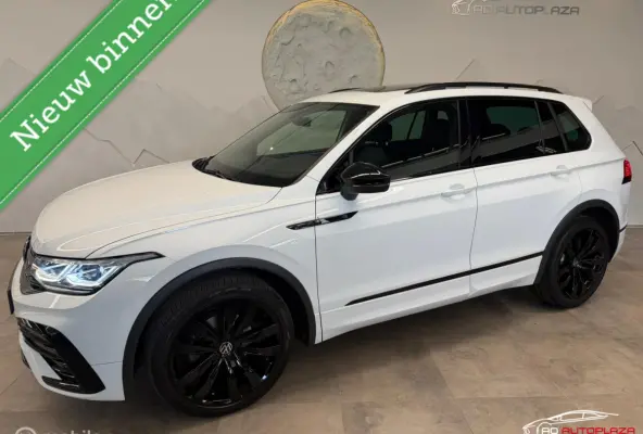 1.5 TSI 3x R-Line Panorama/Black Style/IQ Light