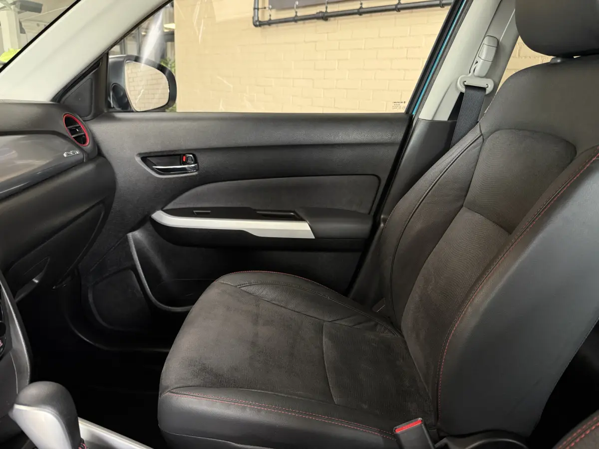 1.4 S Allgrip Navi | 17" | Carplay | Camera | ACC | Dodehoek | Dealer onderhouden.