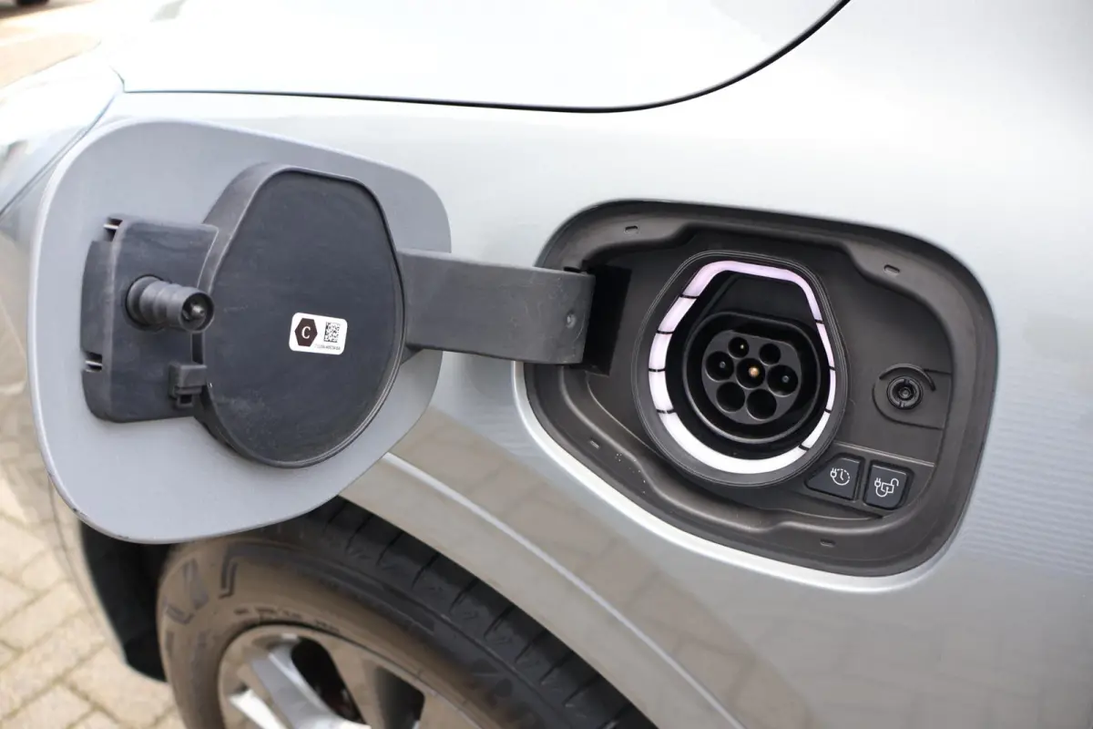 2.5 PHEV ST-Line 1e Eigenaar | Volledig Onderh | BTW | NAP | Camera | Navi | DashCam | Carplay | Elek Klep | 1 Kabel | Cruise | Bots | DAB | Full LED | Keyless | PDC