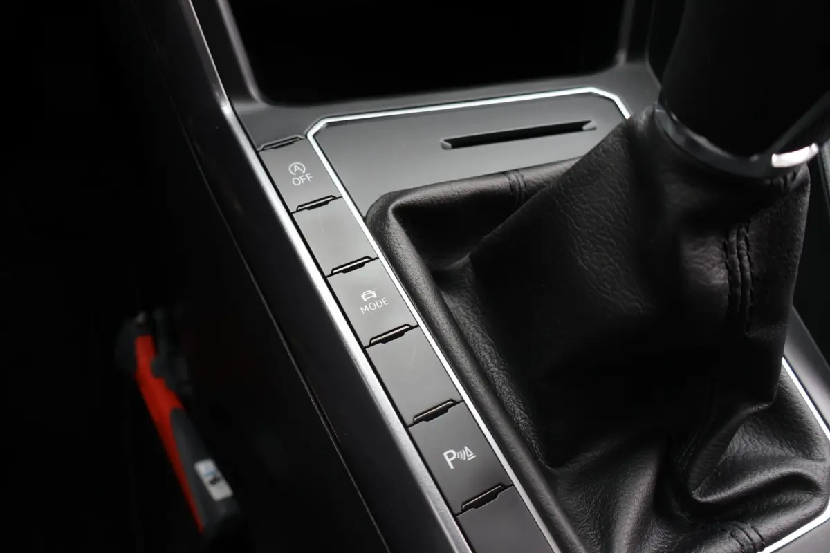1.0 TSI Highline Business R 1e Eigenaar | Volledig Onderh | NAP | BTW | Navi | Carplay | Climate | ACC | DAB | LED | Start/Stop | PDC