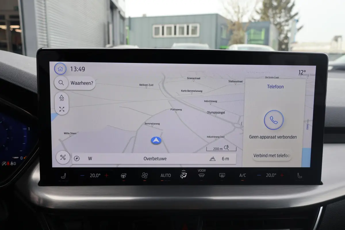 1.0 Hybrid Titanium X 1e Eigenaar | Volledig Onderh | NL-Auto | BTW | Elek Trekhaak | Winterpack | Camera | Navi | Carplay | LED | ACC | Bots | Keyless