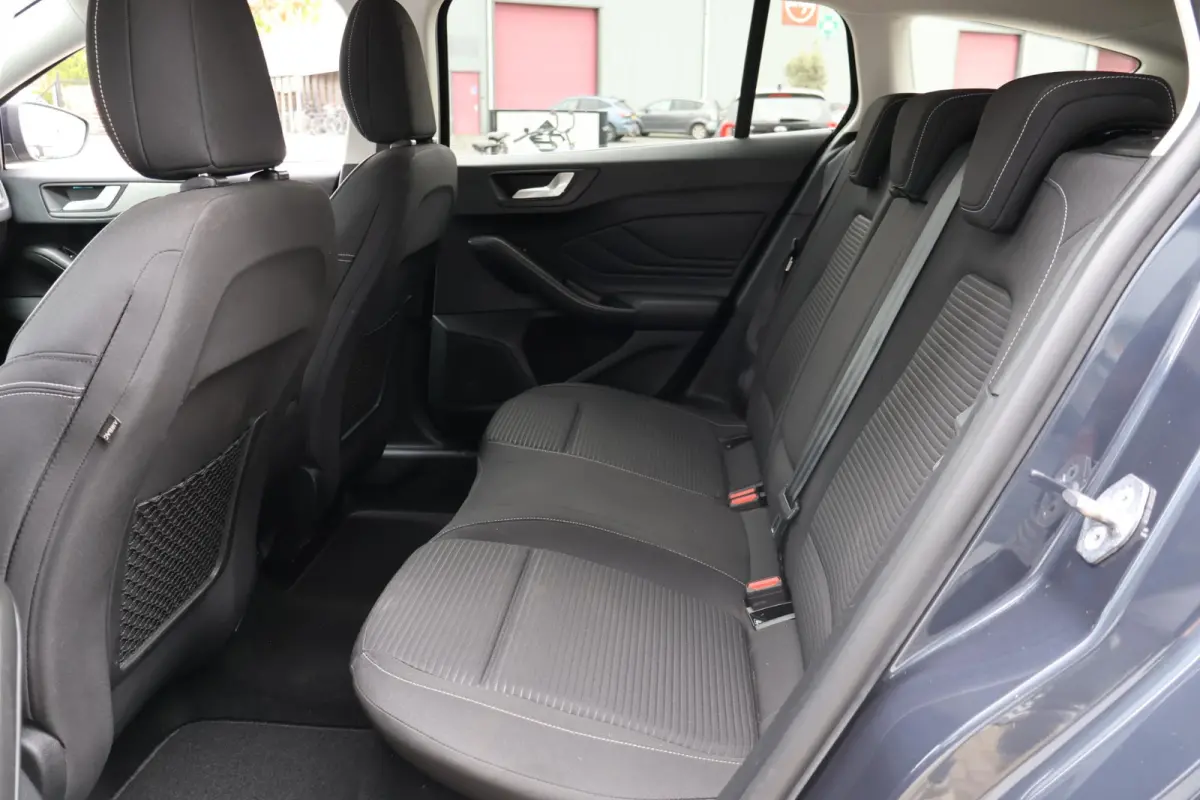 1.0 Titanium X Business 1e Eigenaar | Volledig Onderh | BTW | NAP | Camera | Navi | Carplay | Elek Klep | Cruise | Bots | Keyless | Full Led | PDC | Hill-Hold