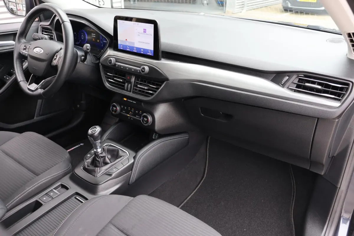 1.0 Titanium X Business 1e Eigenaar | Volledig Onderh | BTW | NAP | Camera | Navi | Carplay | Elek Klep | Cruise | Bots | Keyless | Full Led | PDC | Hill-Hold