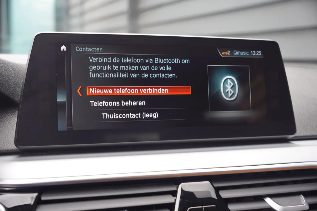 530i Executive - LEDER - MEMORY STOELEN - LUXURY LINE -