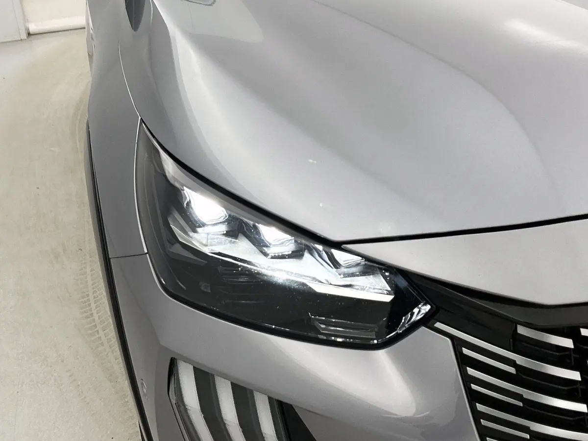 1.2 Hybrid GT 145pk Automaat | Navigatie | Camera Voor + Achter | Adaptieve Cruise Control | Dodehoekdetectie | 17"LMV | LED | Climate Control | Keyless Entry/Start | Apple Carplay/Android A