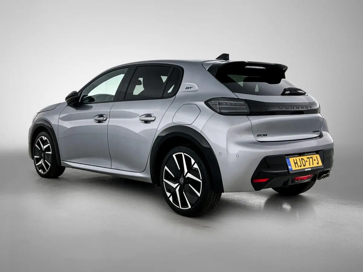 1.2 Hybrid GT 145pk Automaat | Navigatie | Camera Voor + Achter | Adaptieve Cruise Control | Dodehoekdetectie | 17"LMV | LED | Climate Control | Keyless Entry/Start | Apple Carplay/Android A