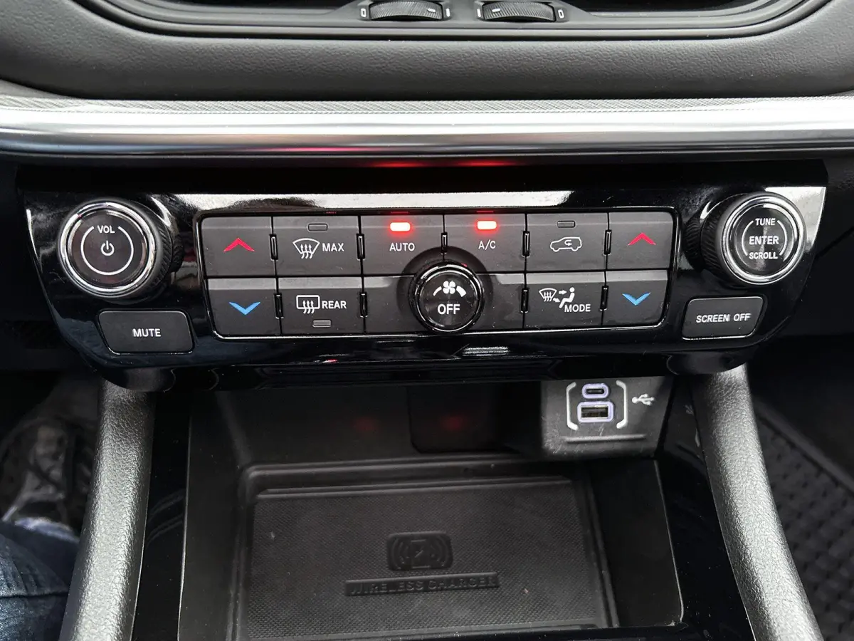 4xe Plug-in Hybrid S 240pk Automaat | 1ste Eigenaar | Schuif-/Kanteldak | 360 Camera | Elektrische Bestuurdersstoel | Adaptieve Cruise Control | LED | 19"LMV | Dodehoekdetectie | Stoelverwar