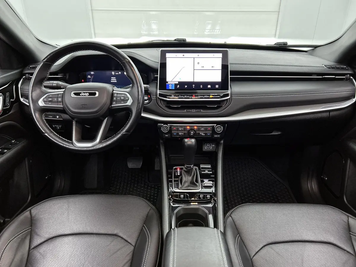 4xe Plug-in Hybrid S 240pk Automaat | 1ste Eigenaar | Schuif-/Kanteldak | 360 Camera | Elektrische Bestuurdersstoel | Adaptieve Cruise Control | LED | 19"LMV | Dodehoekdetectie | Stoelverwar