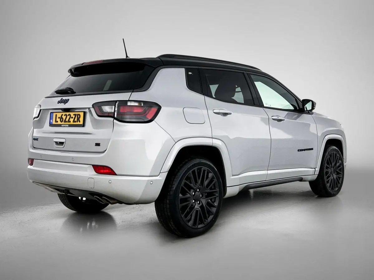 4xe Plug-in Hybrid S 240pk Automaat | 1ste Eigenaar | Schuif-/Kanteldak | 360 Camera | Elektrische Bestuurdersstoel | Adaptieve Cruise Control | LED | 19"LMV | Dodehoekdetectie | Stoelverwar