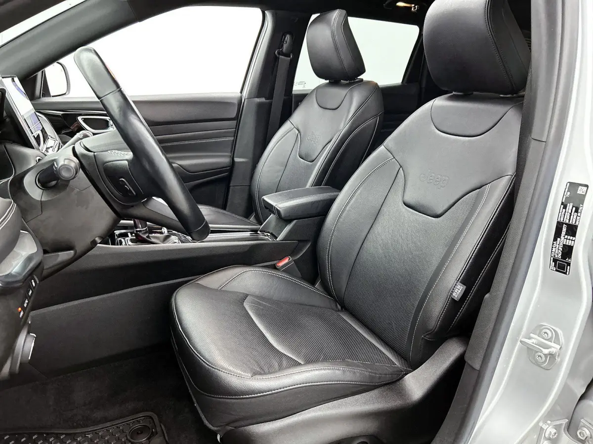 4xe Plug-in Hybrid S 240pk Automaat | 1ste Eigenaar | Schuif-/Kanteldak | 360 Camera | Elektrische Bestuurdersstoel | Adaptieve Cruise Control | LED | 19"LMV | Dodehoekdetectie | Stoelverwar