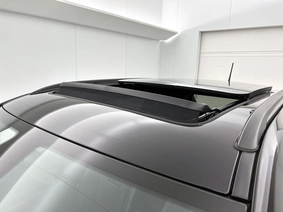 4xe Plug-in Hybrid S 240pk Automaat | 1ste Eigenaar | Schuif-/Kanteldak | 360 Camera | Elektrische Bestuurdersstoel | Adaptieve Cruise Control | LED | 19"LMV | Dodehoekdetectie | Stoelverwar