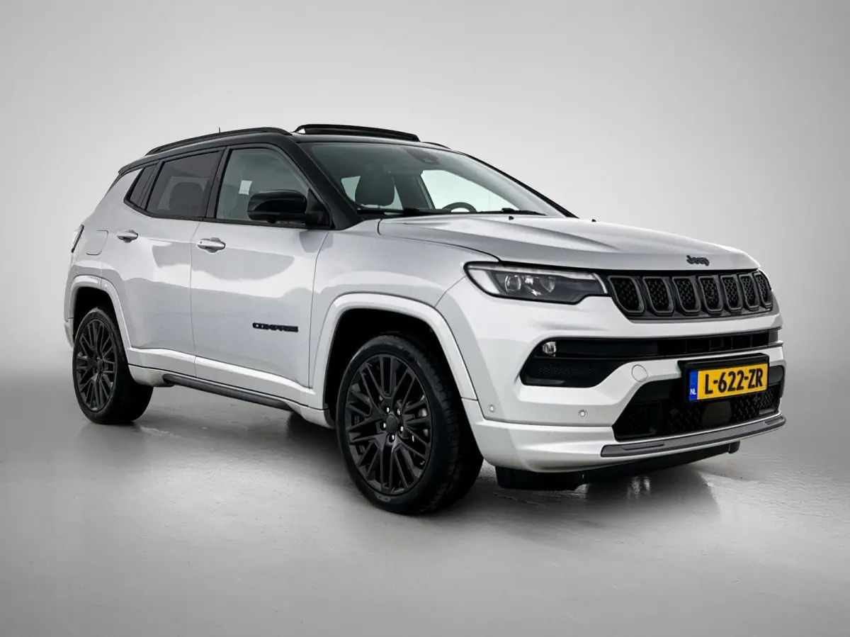 4xe Plug-in Hybrid S 240pk Automaat | 1ste Eigenaar | Schuif-/Kanteldak | 360 Camera | Elektrische Bestuurdersstoel | Adaptieve Cruise Control | LED | 19"LMV | Dodehoekdetectie | Stoelverwar