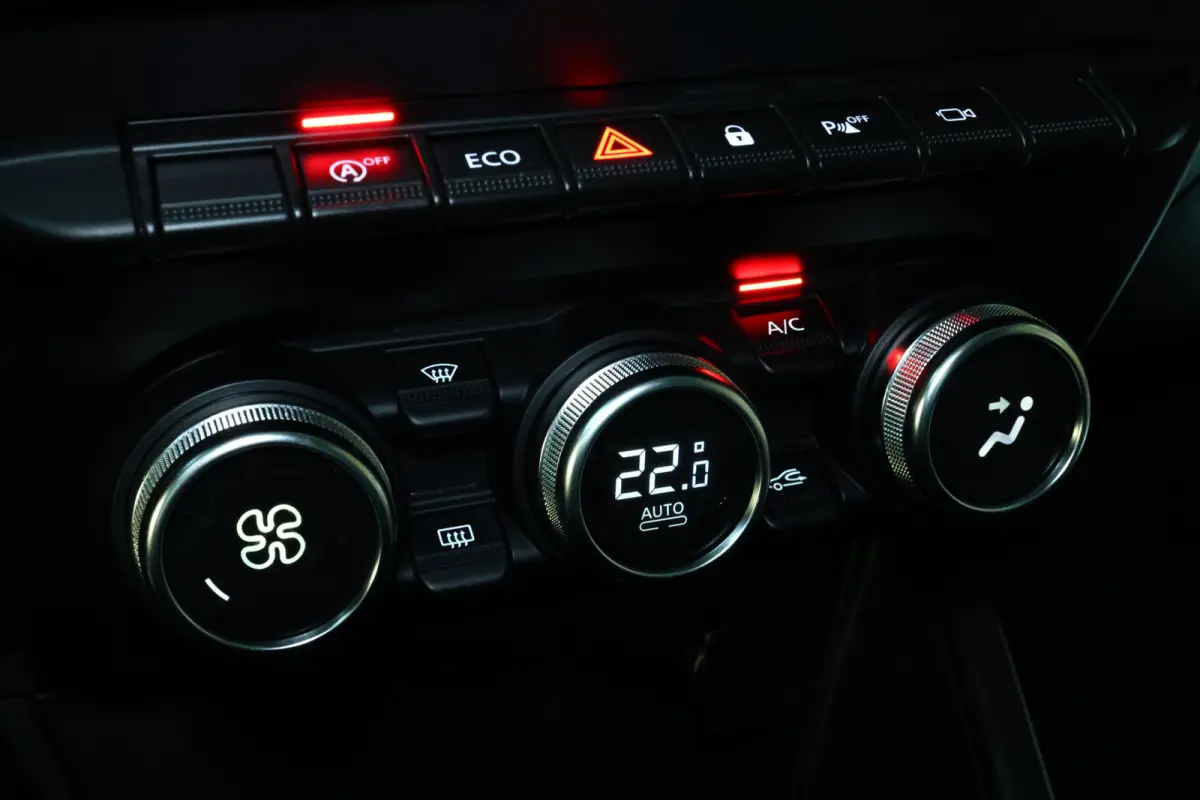1.3 TCe Prestige AVM 33000 KM !! NAVI CAMERA PDC CLIMA "21