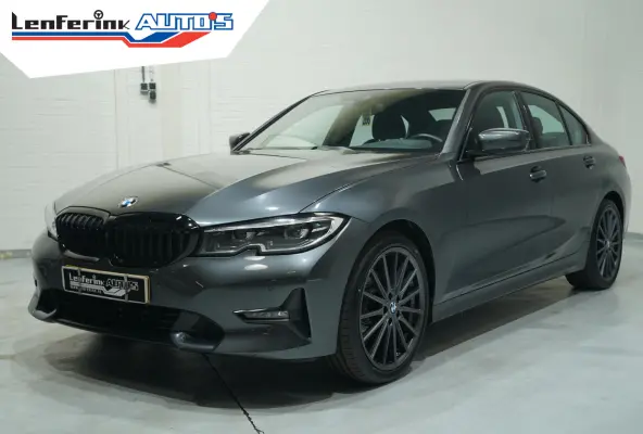 320i Sport Line Led koplampen Apple Carplay Leder Memory Stoelverwarming 1e Eigenaar NAP