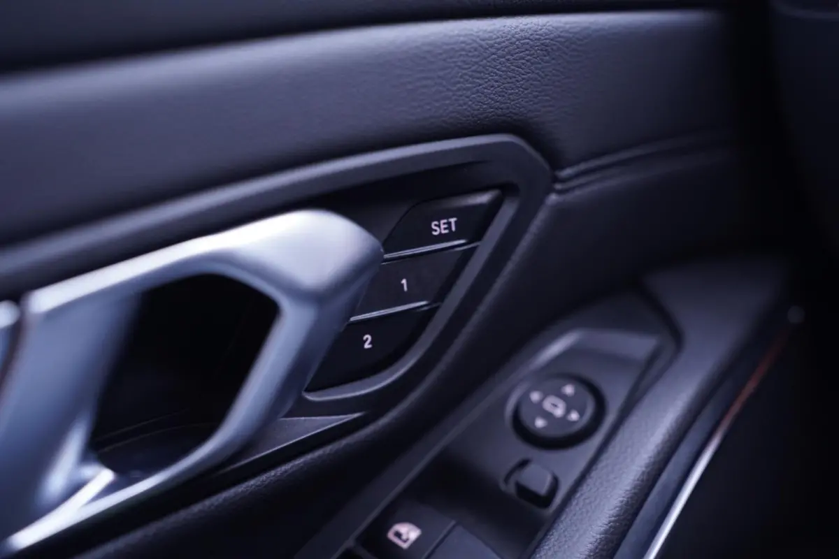 320i Sport Line Led koplampen Apple Carplay Leder Memory Stoelverwarming 1e Eigenaar NAP