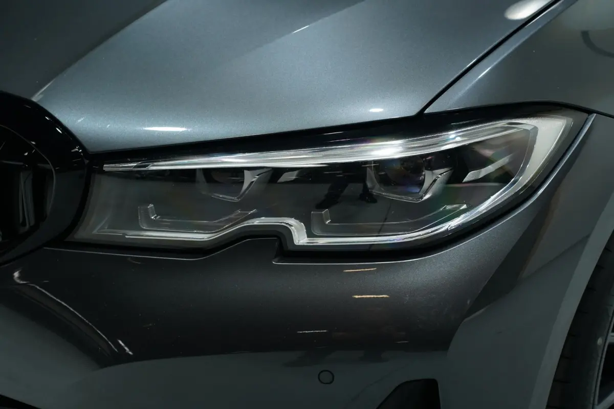 320i Sport Line Led koplampen Apple Carplay Leder Memory Stoelverwarming 1e Eigenaar NAP
