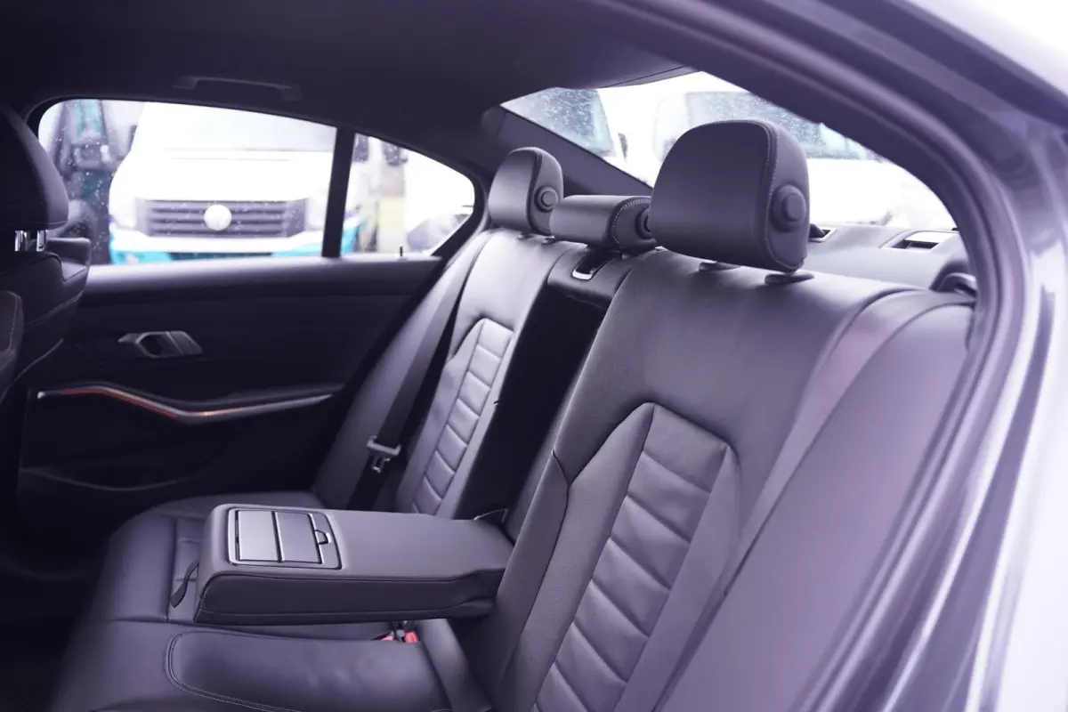 320i Sport Line Led koplampen Apple Carplay Leder Memory Stoelverwarming 1e Eigenaar NAP