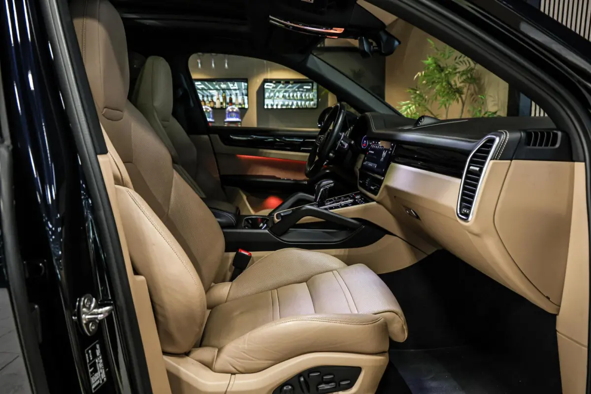 3.0 E-Hybrid|PASM|Pano|GTS stoel|Chrono|ACC