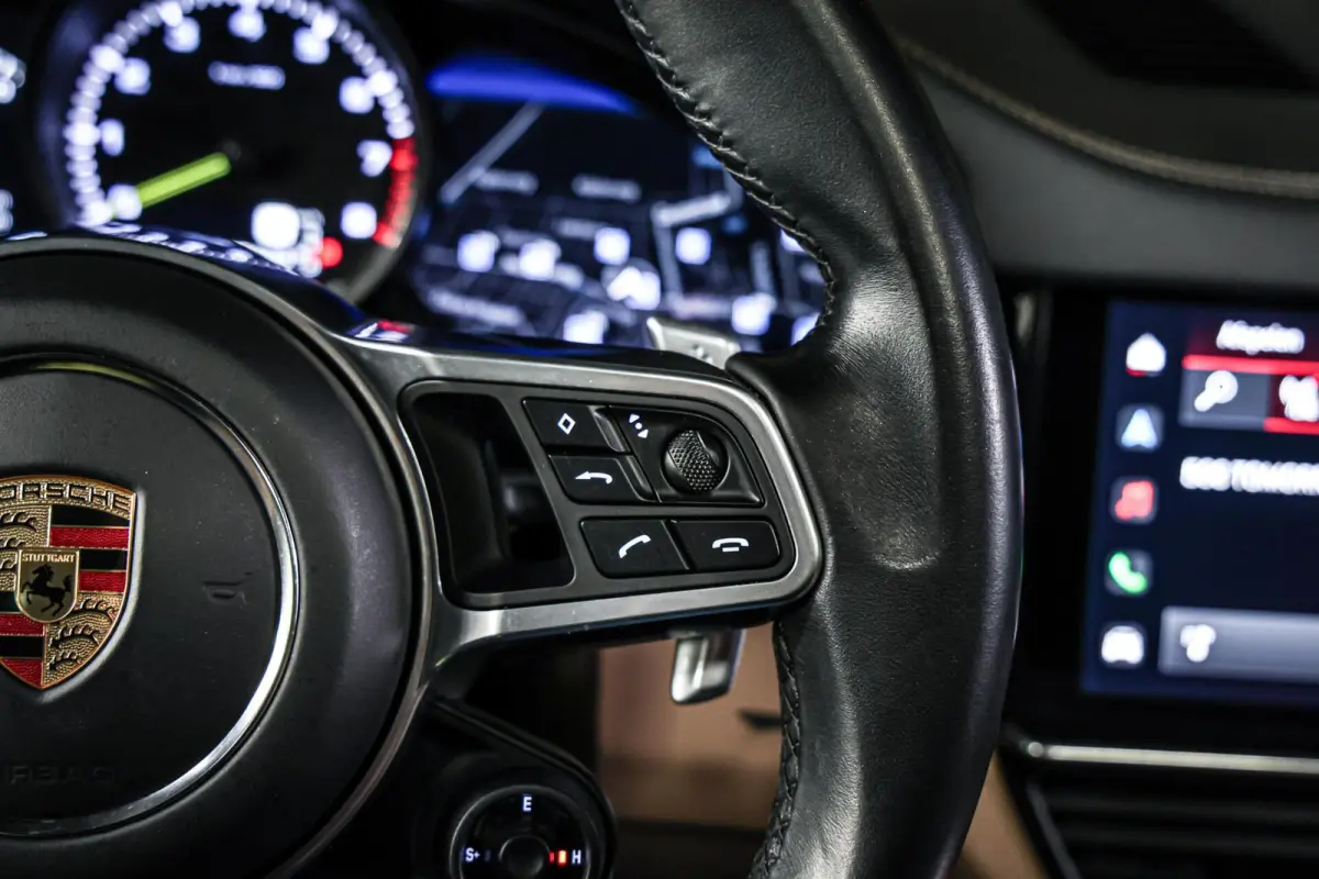 3.0 E-Hybrid|PASM|Pano|GTS stoel|Chrono|ACC