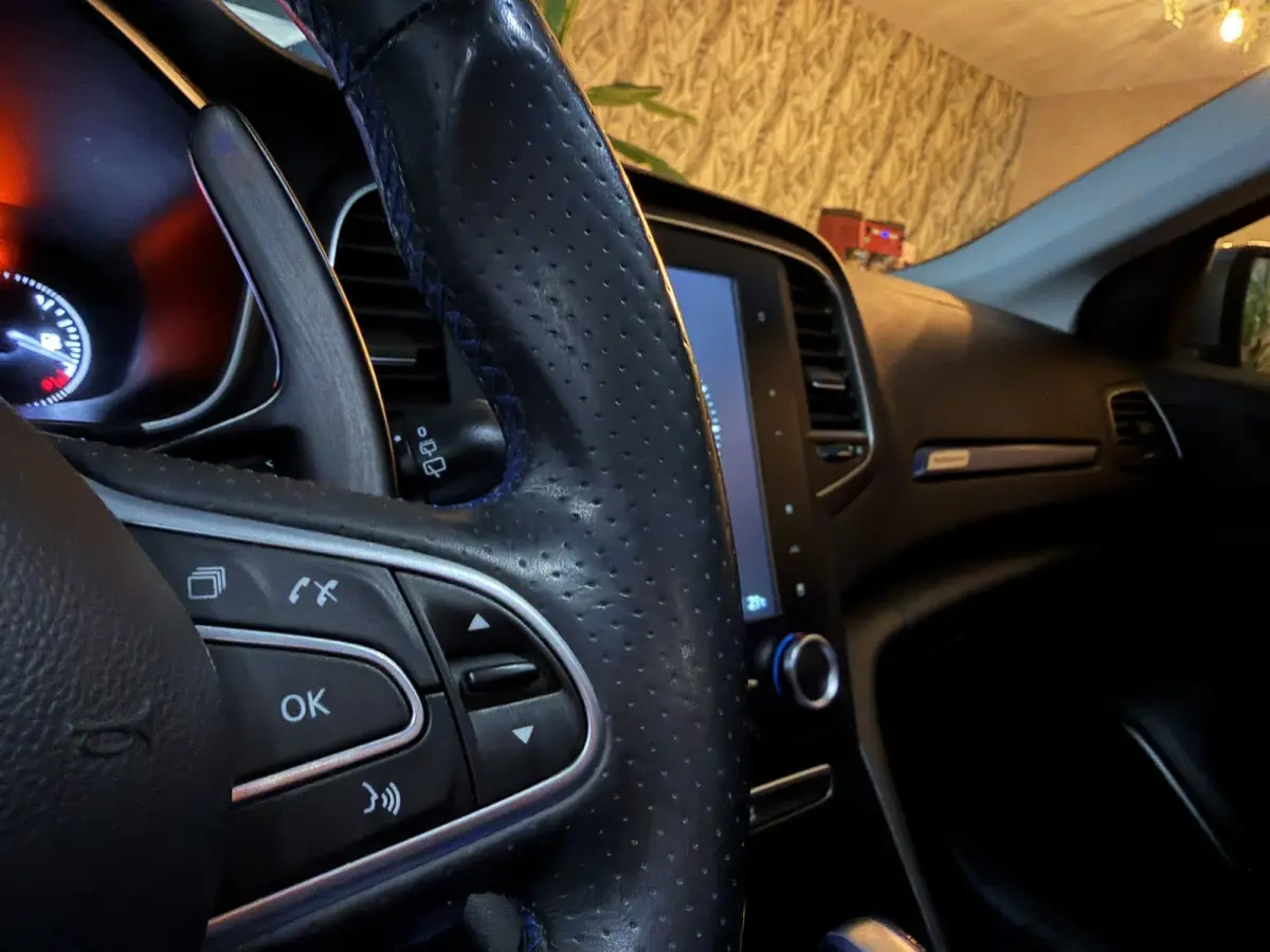 1.6 TCe GT 205pk|Automaat|Sport Kuipstoelen|Bose Audio|Trekhaak|Keyless|Digitale Cockpit|LED|Rijklaar