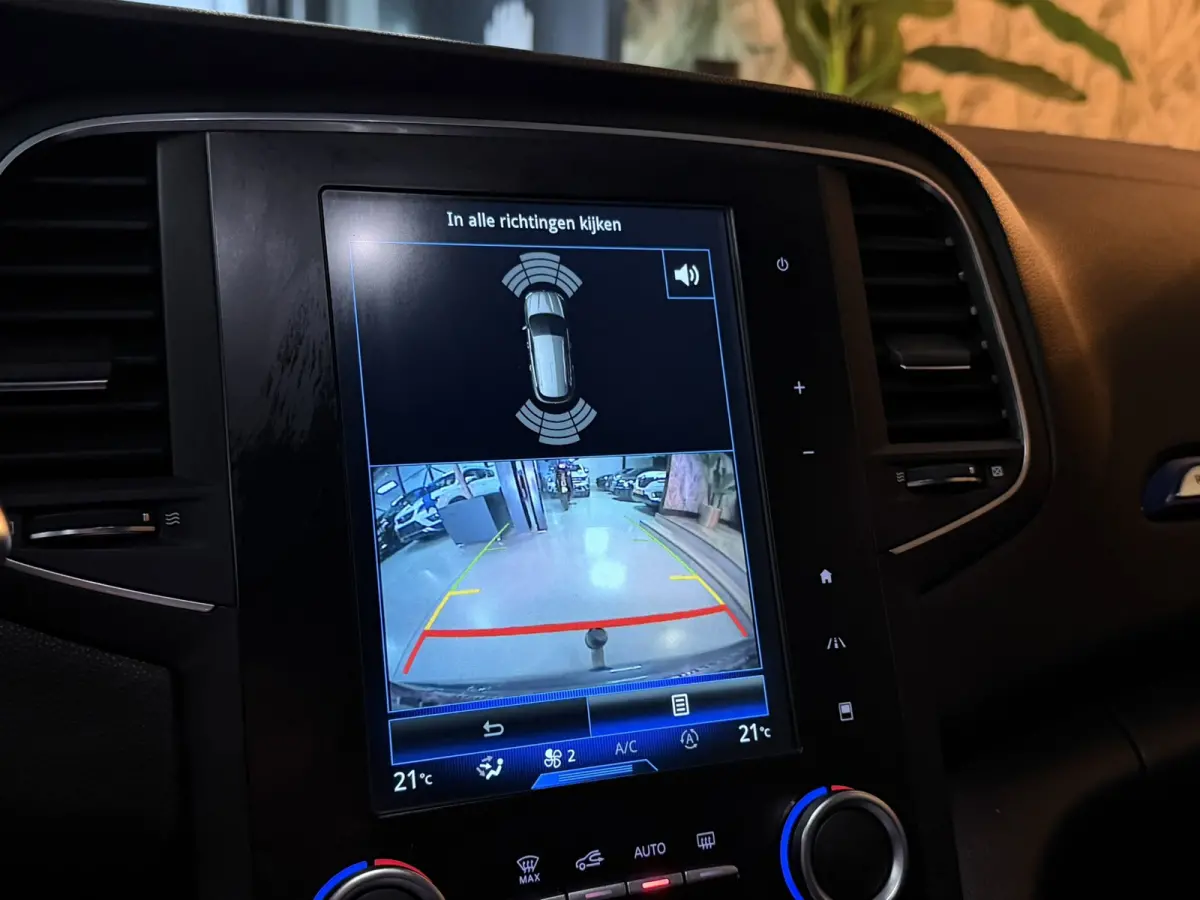 1.6 TCe GT 205pk|Automaat|Sport Kuipstoelen|Bose Audio|Trekhaak|Keyless|Digitale Cockpit|LED|Rijklaar