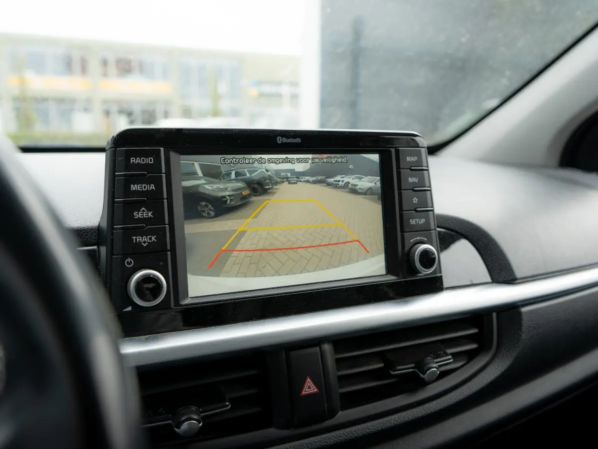 1.0 CVVT Design Edition | Trekhaak | Navigatie | Achteruitrijcamera | Climate control |