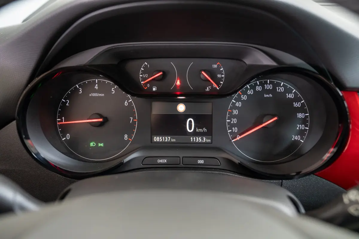 1.2 Turbo GS Line | Camera | Navigatie | Climate Controle | Parkeersensoren | Apple Carplay & Android Auto | Comfort Stoelen |