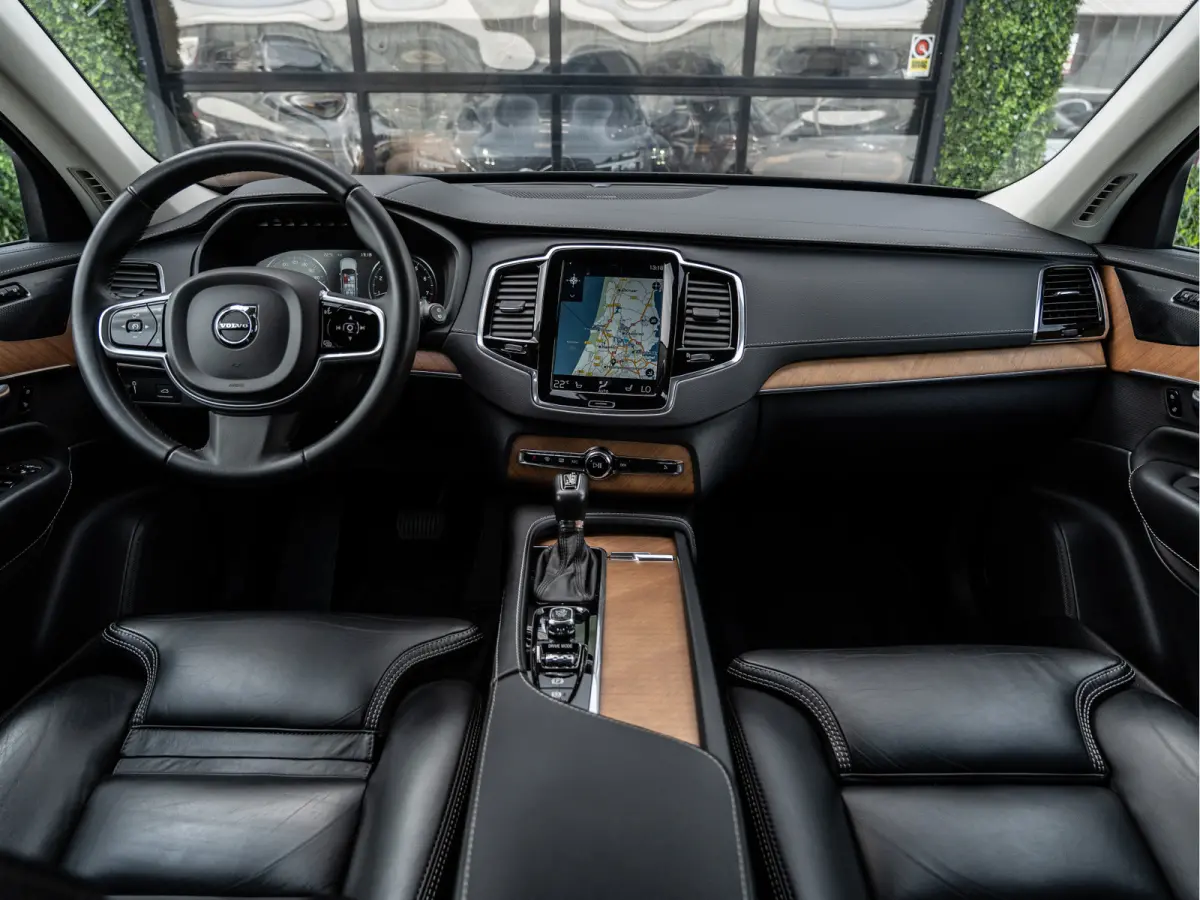 2.0 T6 AWD Inscription | Memory | H/K Sound | 2700KG Trekgewicht |