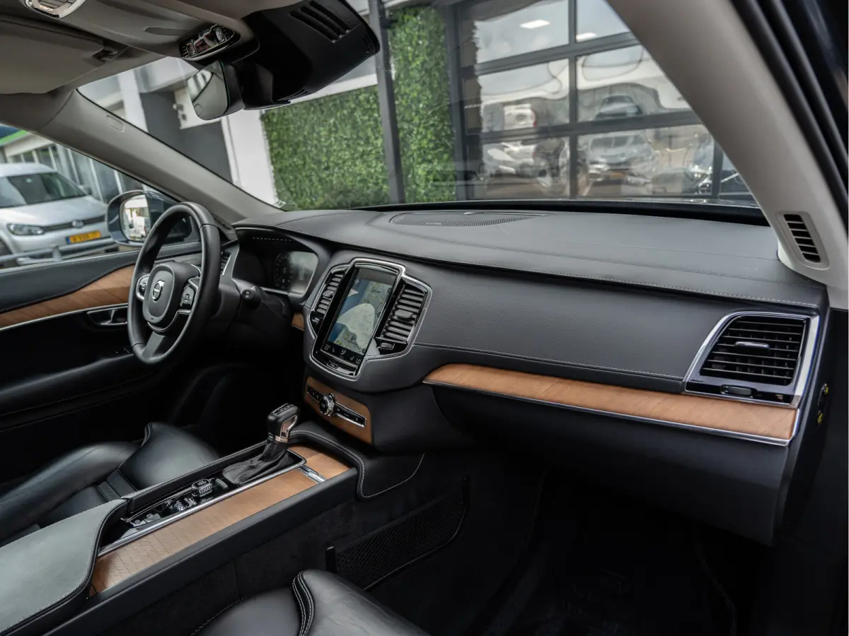 2.0 T6 AWD Inscription | Memory | H/K Sound | 2700KG Trekgewicht |