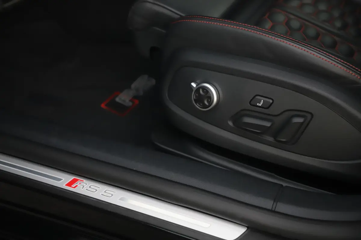 2.9 TFSI RS 5 Quattro 450PK Perfect Uitgevoerd & Dealer Onderhouden!
