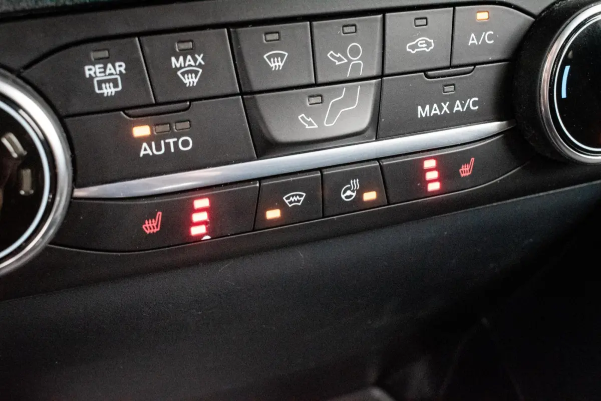 1.0 EcoBoost ST-Line|1e EIGENAAR|STOEL-STUUR-VOORRUIT VERWARMD|KEYLESS|CLIMATE|CARPLAY|PDC|CRUISE|NAVI|DAB+