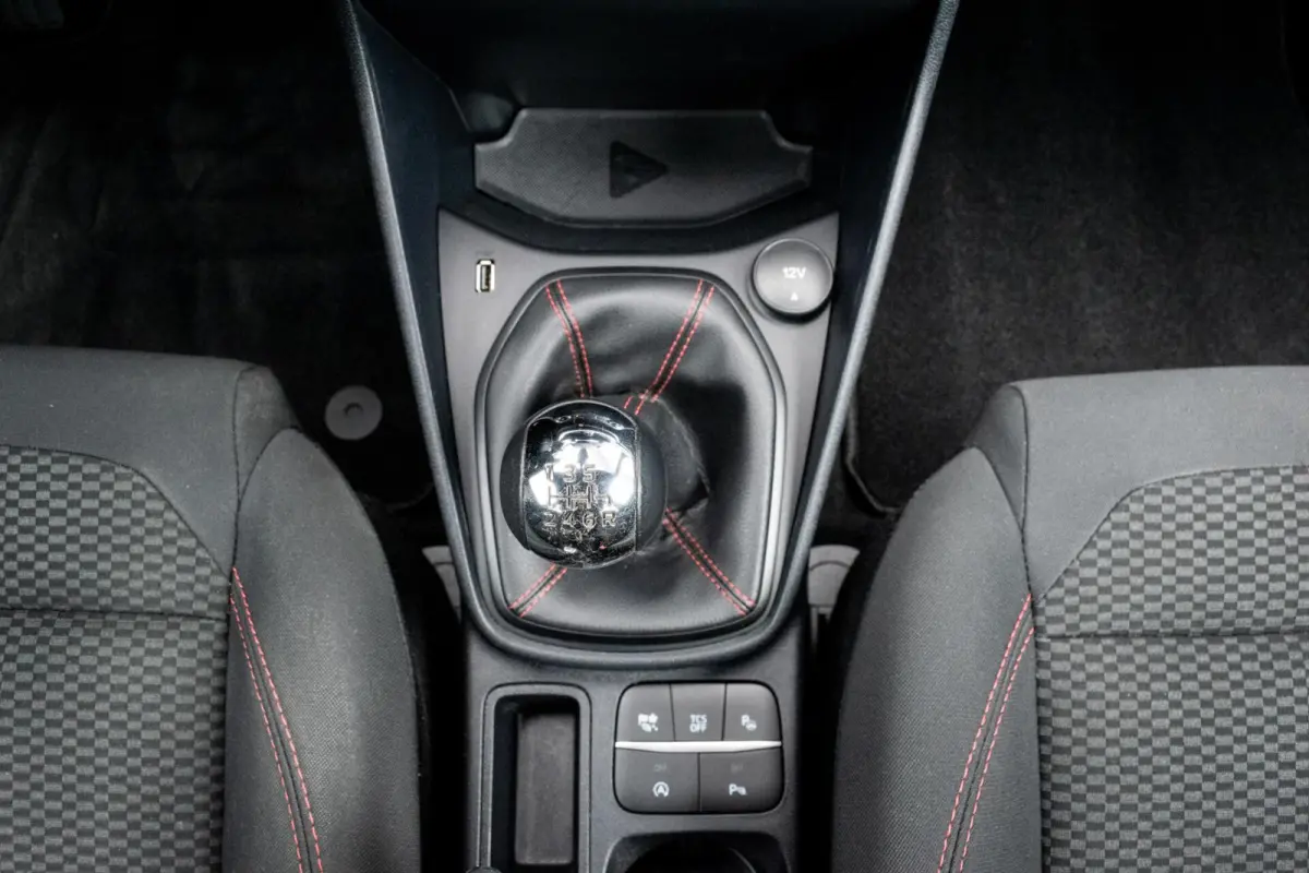 1.0 EcoBoost ST-Line|1e EIGENAAR|STOEL-STUUR-VOORRUIT VERWARMD|KEYLESS|CLIMATE|CARPLAY|PDC|CRUISE|NAVI|DAB+