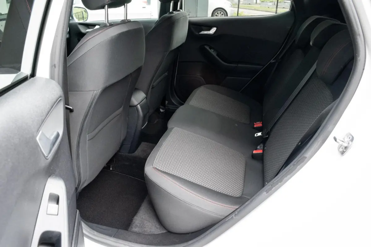 1.0 EcoBoost ST-Line|1e EIGENAAR|STOEL-STUUR-VOORRUIT VERWARMD|KEYLESS|CLIMATE|CARPLAY|PDC|CRUISE|NAVI|DAB+