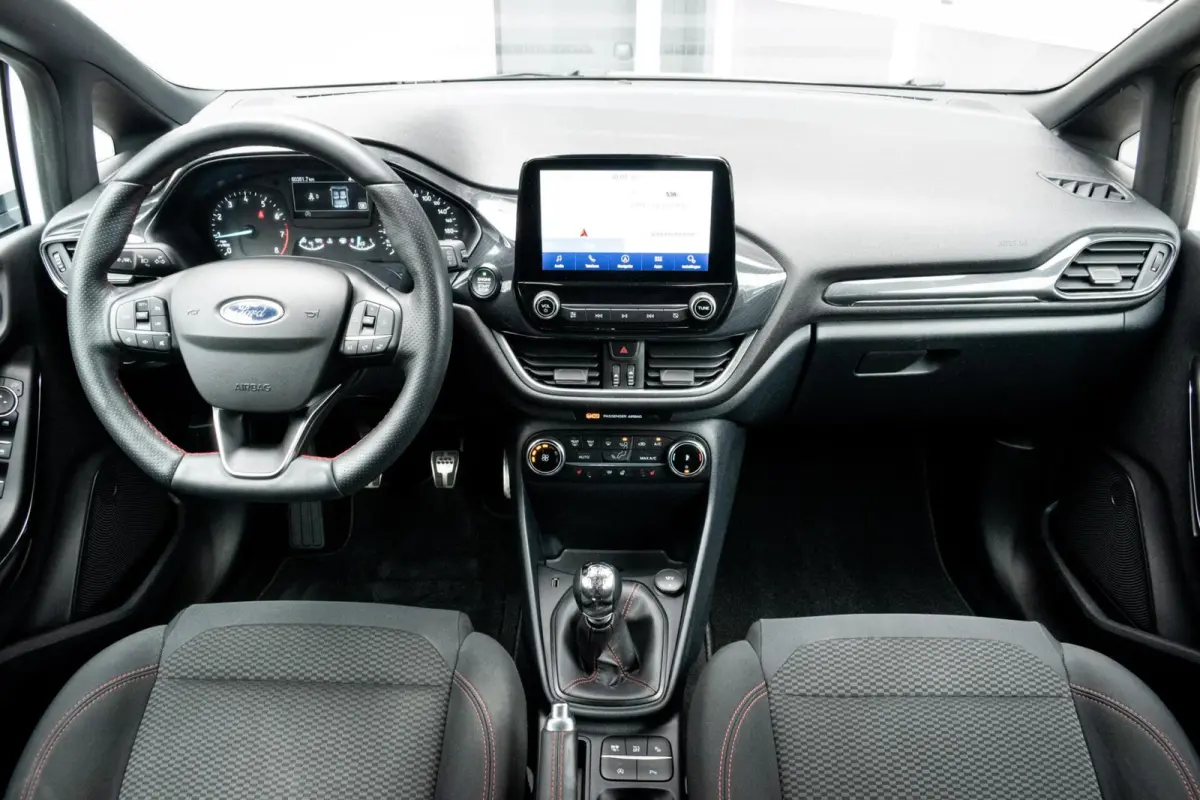 1.0 EcoBoost ST-Line|1e EIGENAAR|STOEL-STUUR-VOORRUIT VERWARMD|KEYLESS|CLIMATE|CARPLAY|PDC|CRUISE|NAVI|DAB+