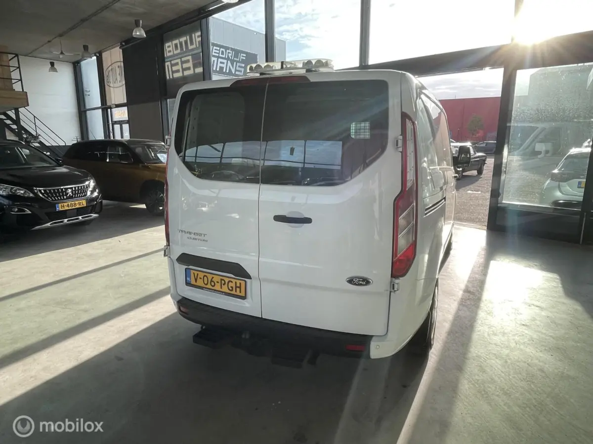340 2.0 TDCI L1H1 groot scherm
