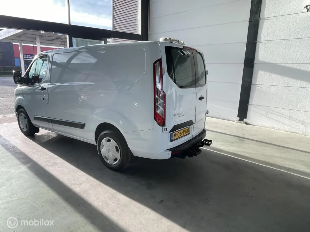 340 2.0 TDCI L1H1 groot scherm