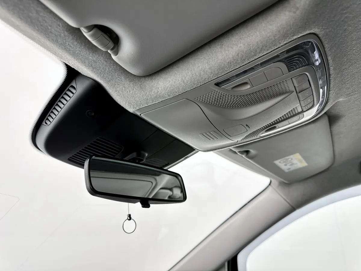 114 CDI Lang DC Led Dubbele cabine Climate control Trekhaak Navigatie Camera Parkeersensoren