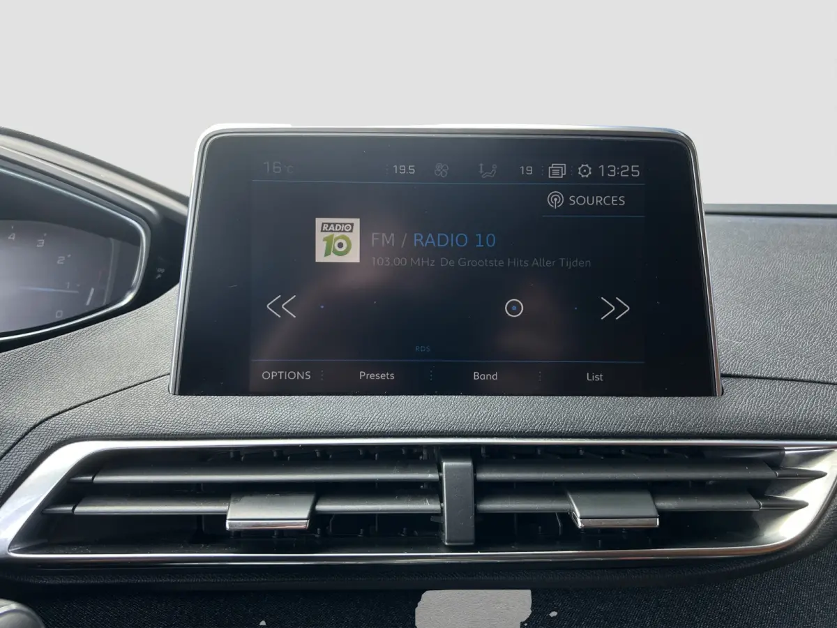 1.6 180pk Blue Lease Premium | 7 persoons | Cruise Control | Camera | Stoelverwarming | Focal Audio |
