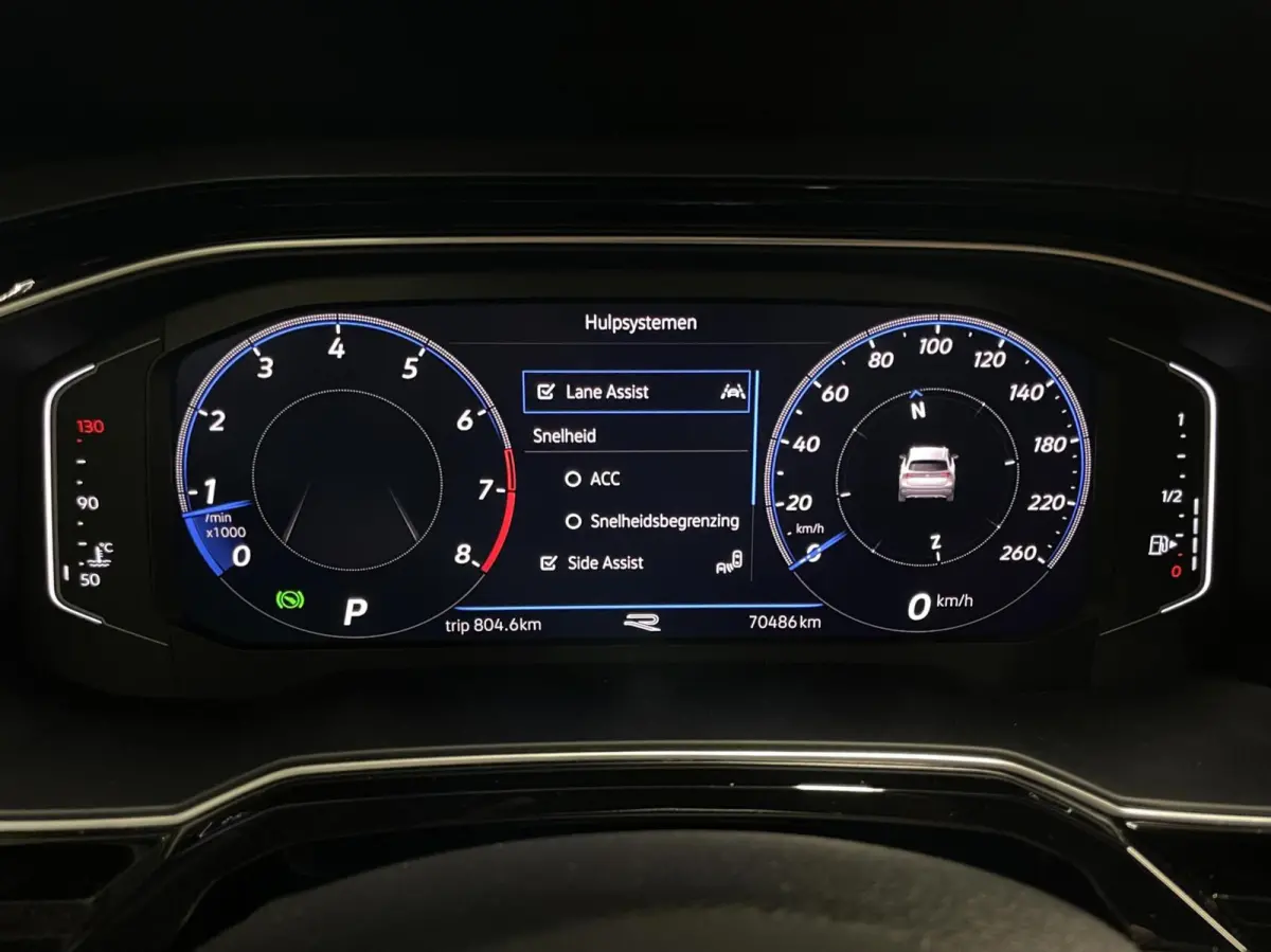 1.5 TSI R-Line Business Black Style/ Cam/ Beats/ IQ LED/ Keyless/ 18"LMV