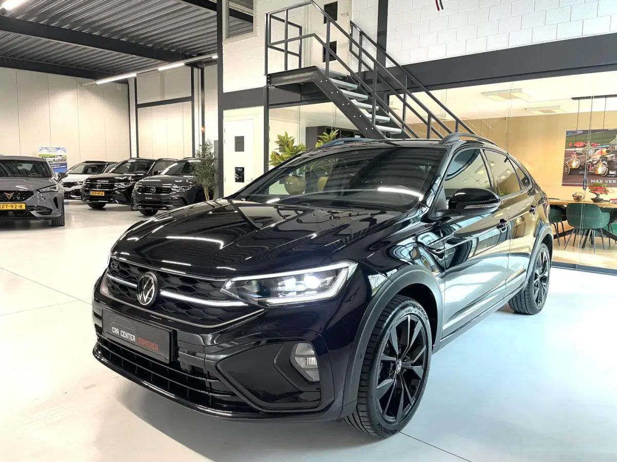 1.5 TSI R-Line Business Black Style/ Cam/ Beats/ IQ LED/ Keyless/ 18"LMV