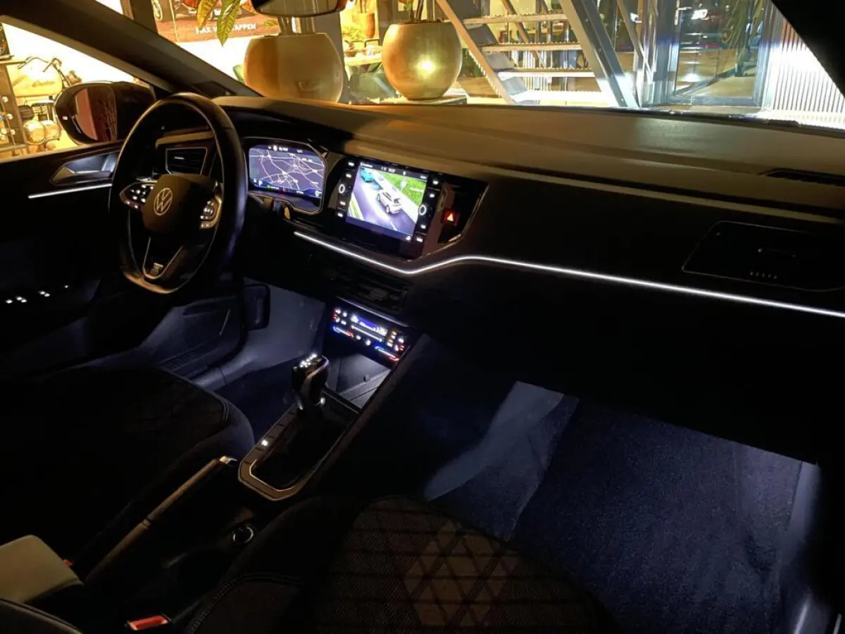 1.5 TSI R-Line Business Black Style/ Cam/ Beats/ IQ LED/ Keyless/ 18"LMV