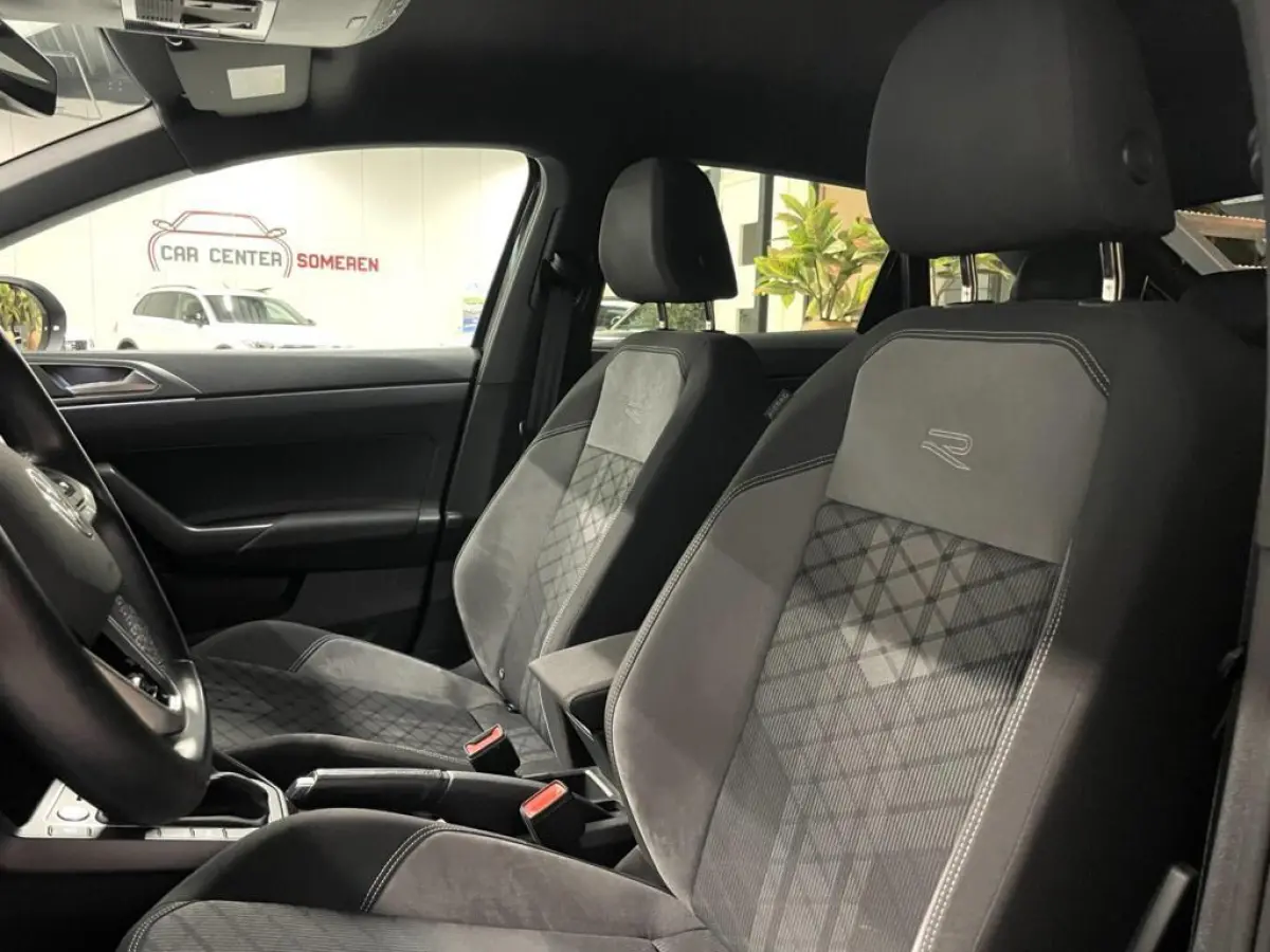 1.5 TSI R-Line Business Black Style/ Cam/ Beats/ IQ LED/ Keyless/ 18"LMV
