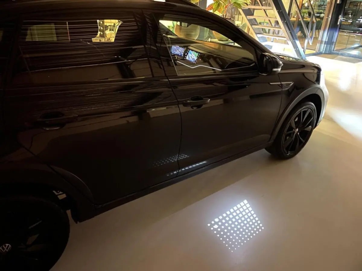 1.5 TSI R-Line Business Black Style/ Cam/ Beats/ IQ LED/ Keyless/ 18"LMV