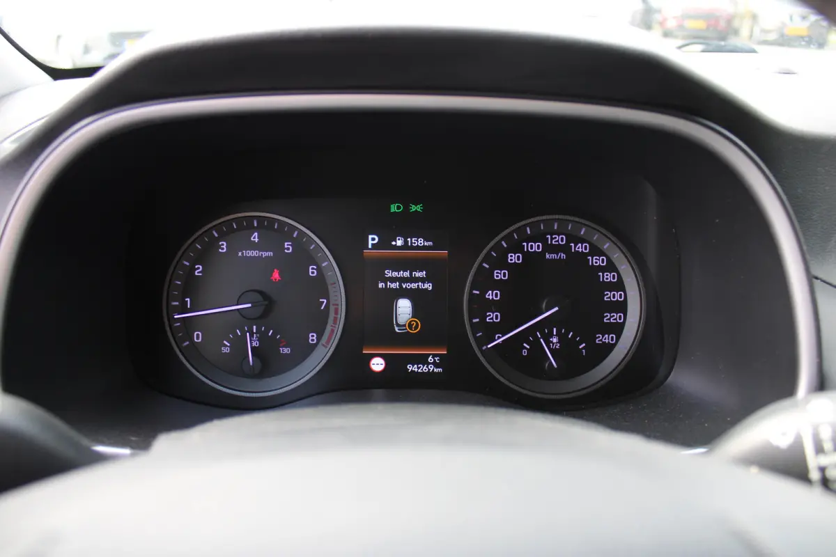 1.6 T-GDI Premium | Automaat | Stoelverwarming voor+achter | Adaptieve Cruise Control | Electrisch verstelbare bestuurderstoel | Trekhaak | Navigatie | | Achterbank in delen neerklapbaar | A