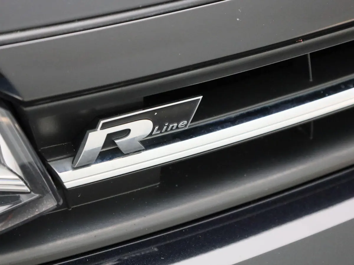 1.0 TSI Highline Business R | 16 inch velgen | Parkeersensoren | Cruise control |