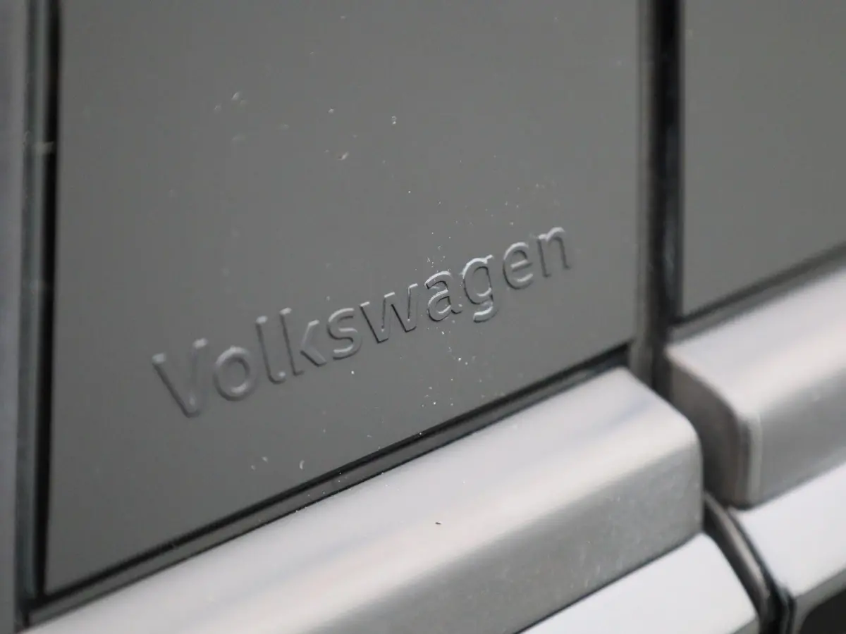 1.0 TSI Highline Business R | 16 inch velgen | Parkeersensoren | Cruise control |