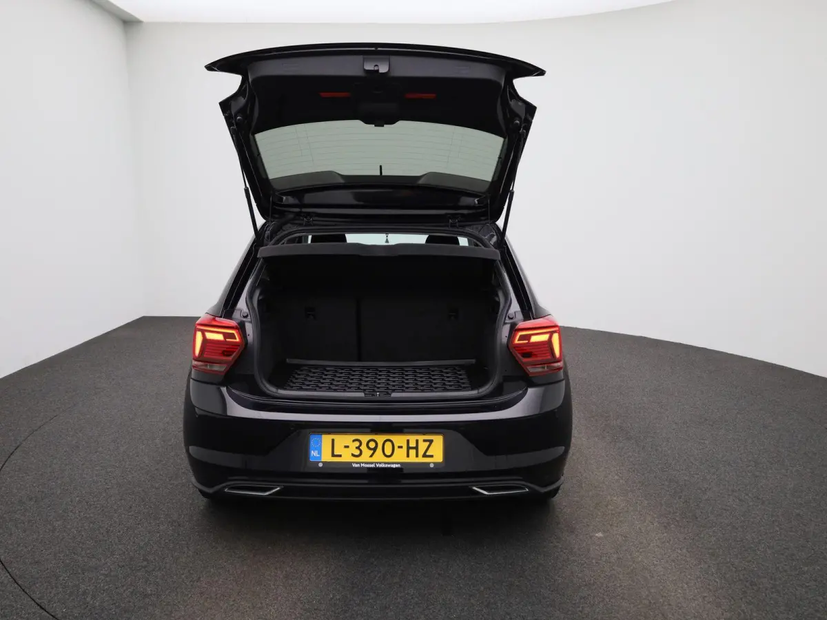 1.0 TSI Highline Business R | 16 inch velgen | Parkeersensoren | Cruise control |