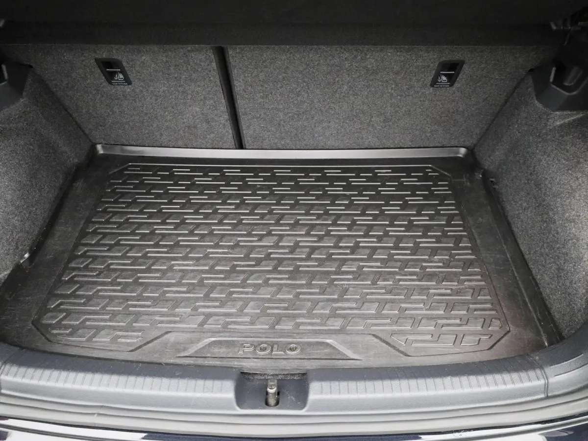 1.0 TSI Highline Business R | 16 inch velgen | Parkeersensoren | Cruise control |