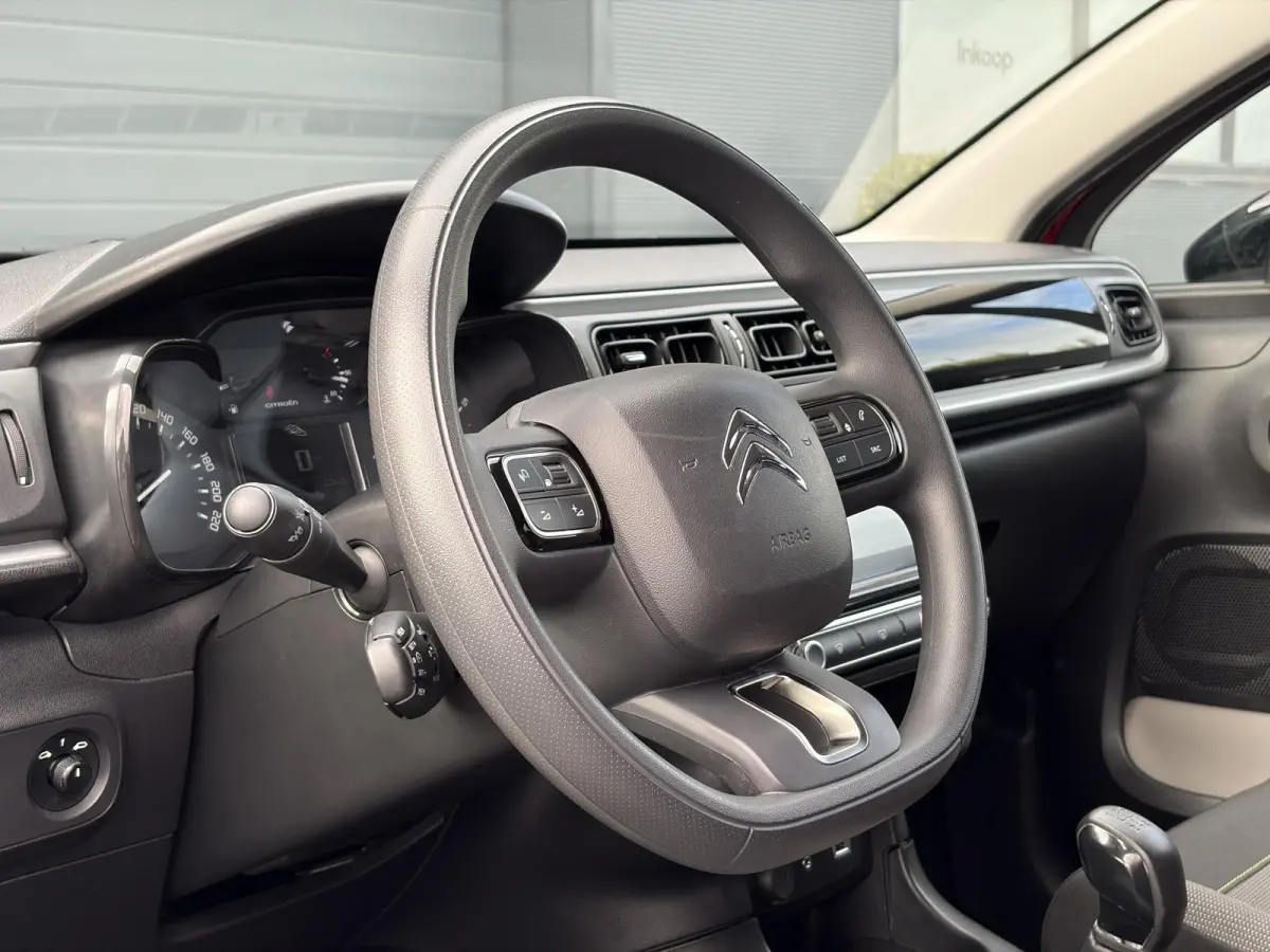 1.2 PureTech Feel Edition 2e Eigenaar,Navi,Carplay,Clima,Cruise,Pdc,Rijstrooksensor,Lm velgen,N.A.P,Net beurt gehad,Bj 12-2017,Apk tot 02-2027